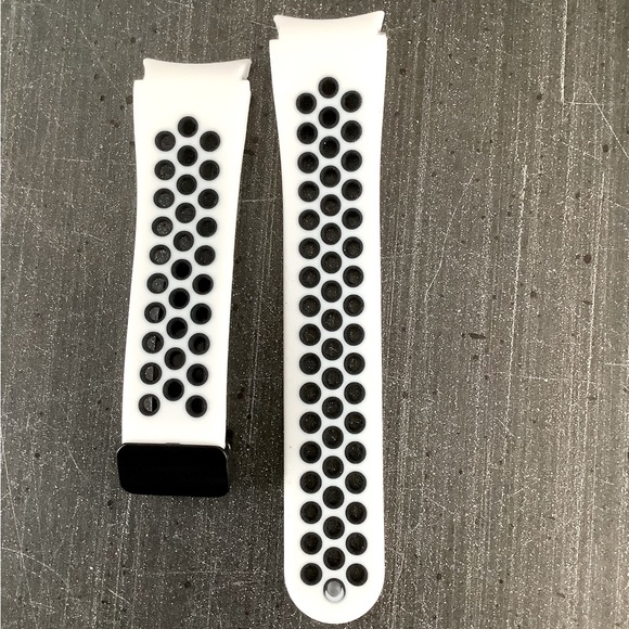 Accessories - Apple Watch Sport Band compatible with Apple Watch Series 4,5,6🌻